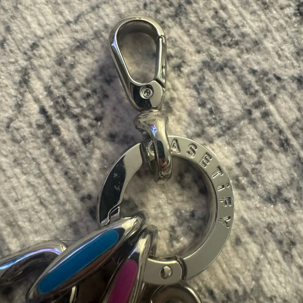 Casetify Multicolor Metal Chain Wrist Strap + Bonus Strap - Picture 4 of 6